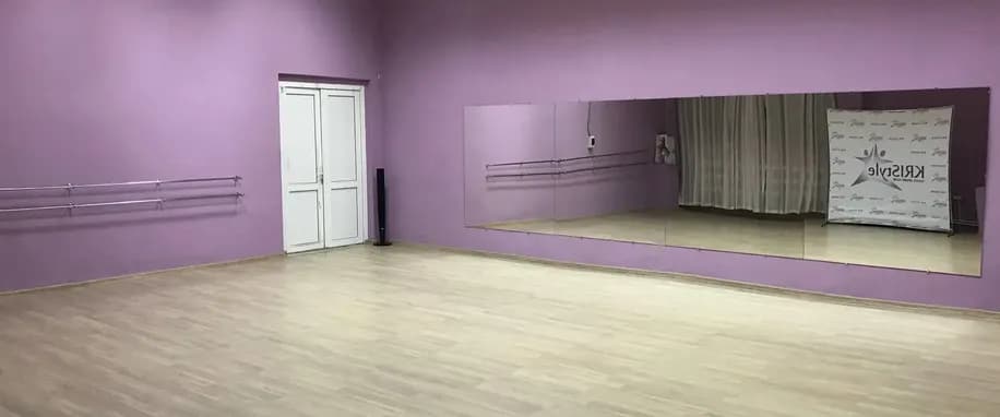 gallery slide